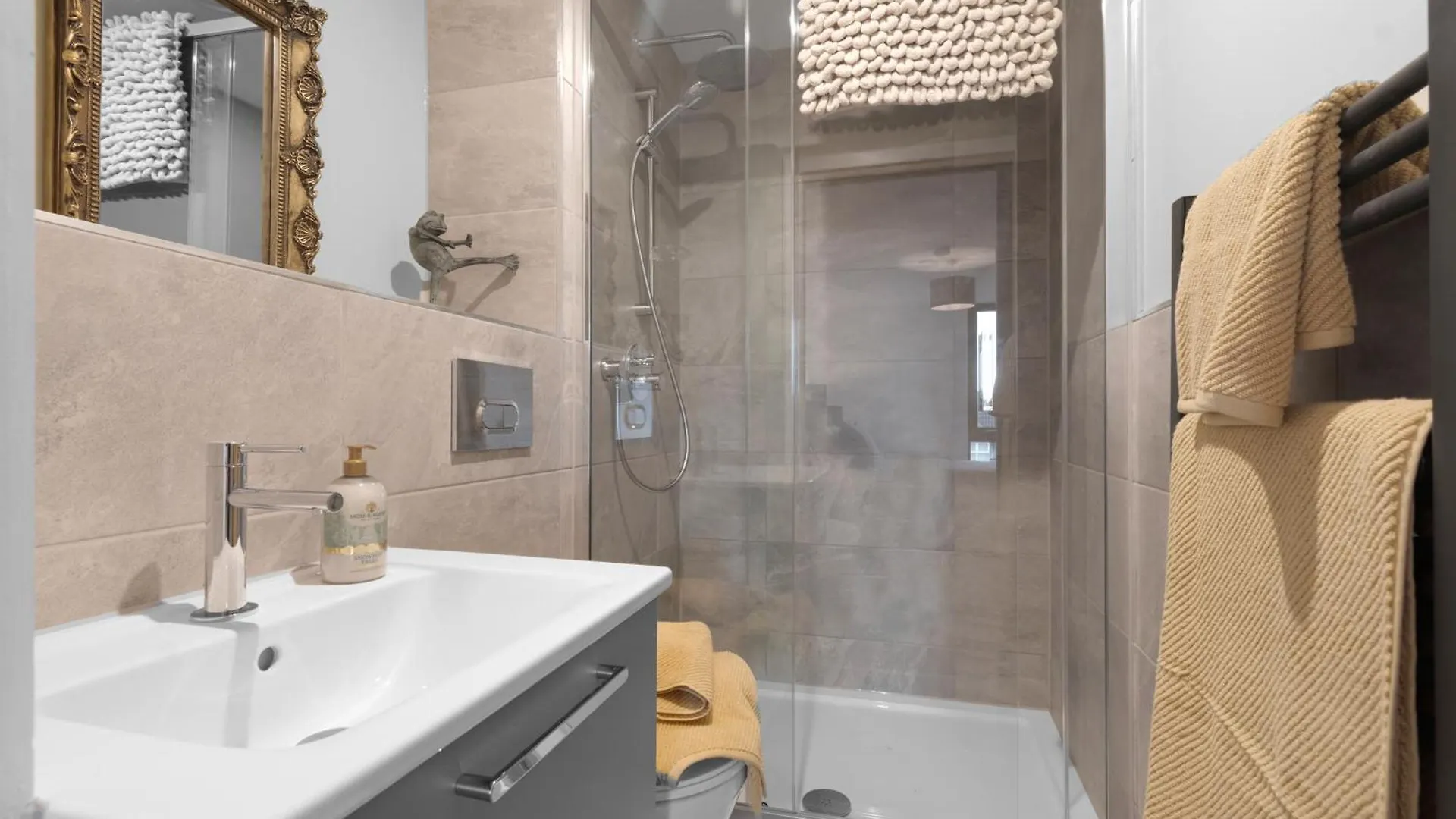 Apartment 46 Citygate 约克 0*,
