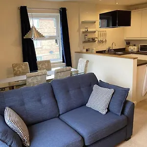 Apartment Park Crescent, York